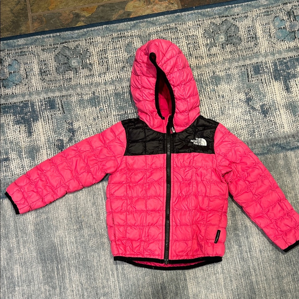 The North Face Pink and Black Quilted Jacket 3t